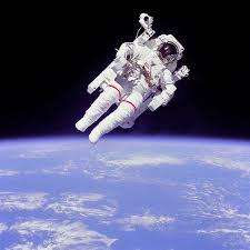 宇宙飛行士訓練体験に挑戦しよう！